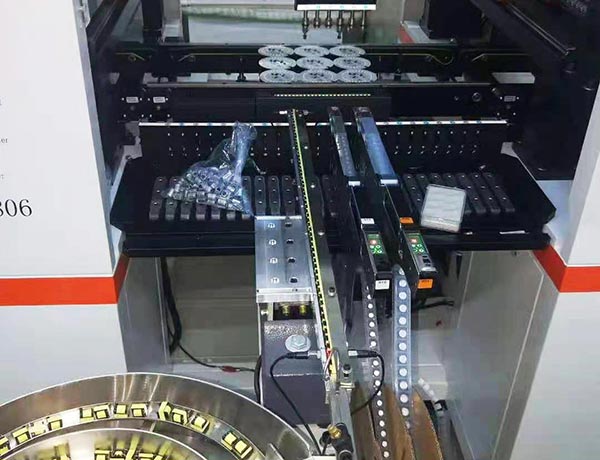 led smt贴片生产线机器配置方案